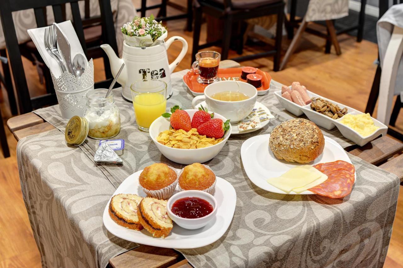 Bed & Breakfast Bairro Alto Ba Sweet Lissabon